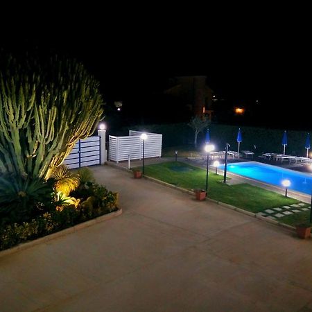 סירקוזה Residence Villa Eva מראה חיצוני תמונה
